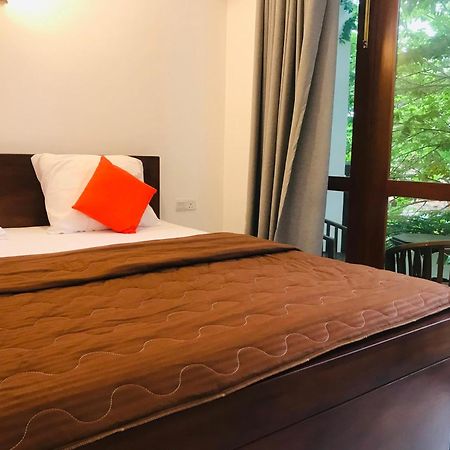 Blue Whales Hotel 希克杜沃 外观 照片