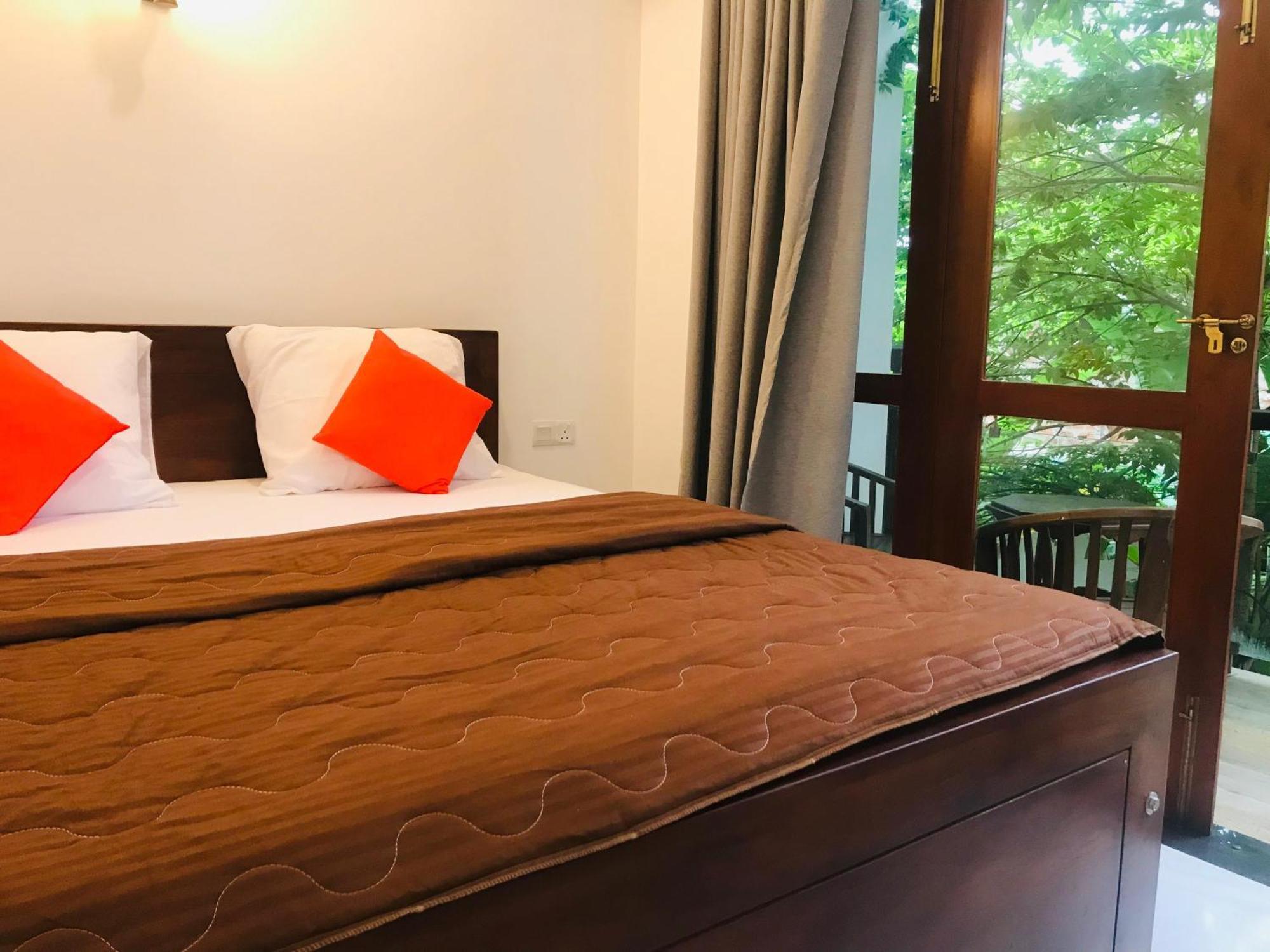 Blue Whales Hotel 希克杜沃 外观 照片