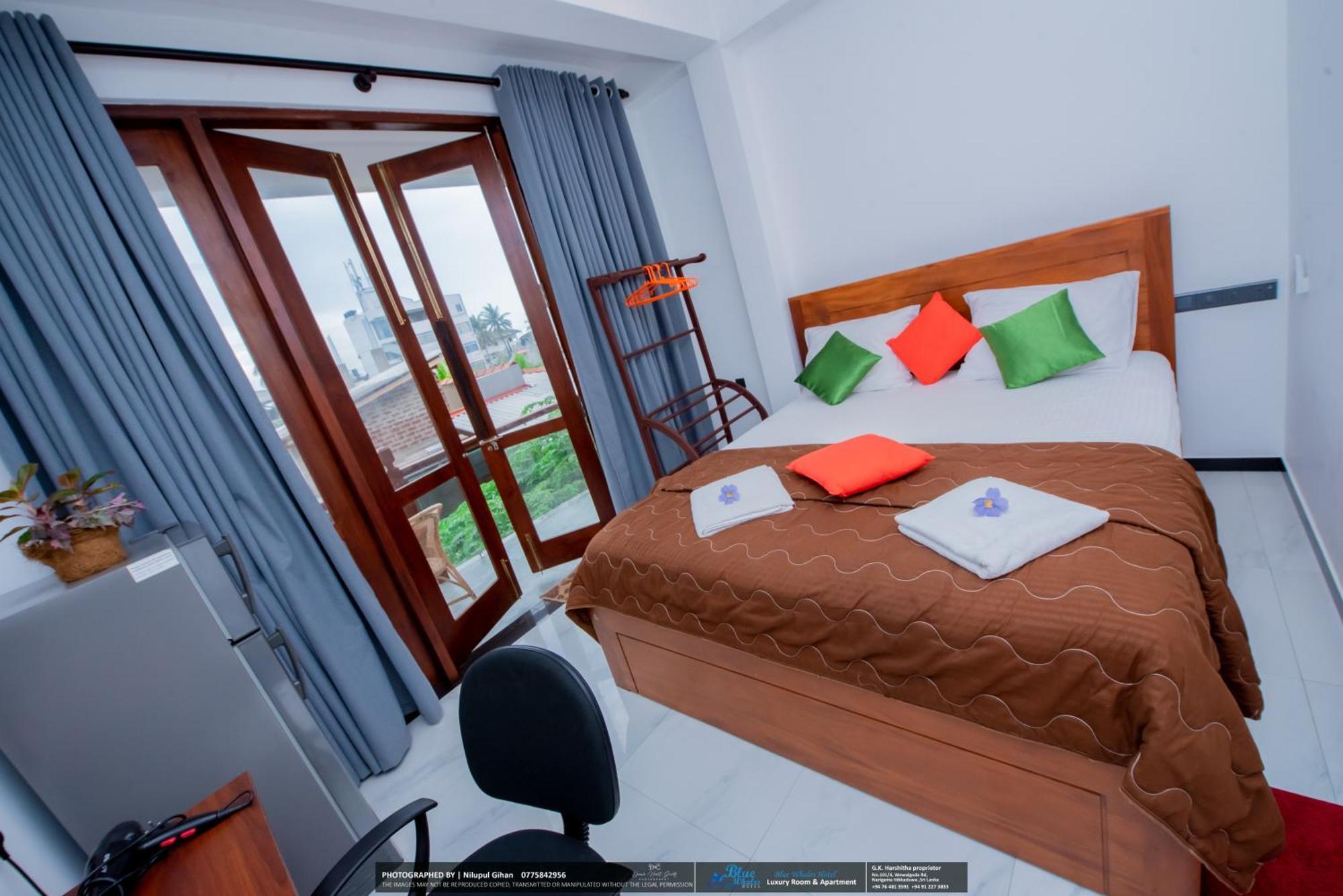 Blue Whales Hotel 希克杜沃 外观 照片