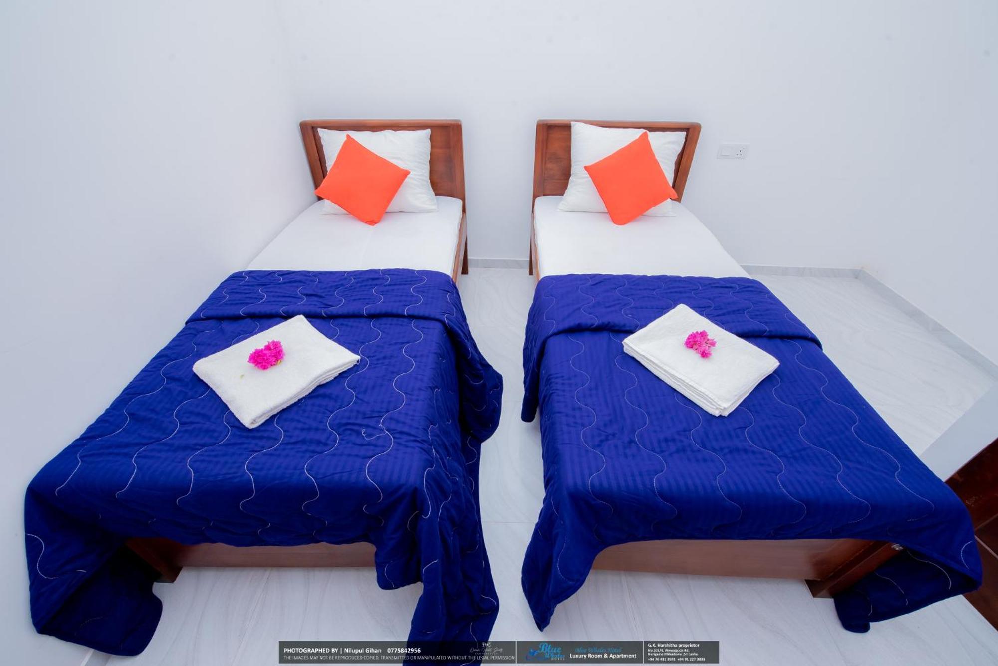 Blue Whales Hotel 希克杜沃 外观 照片