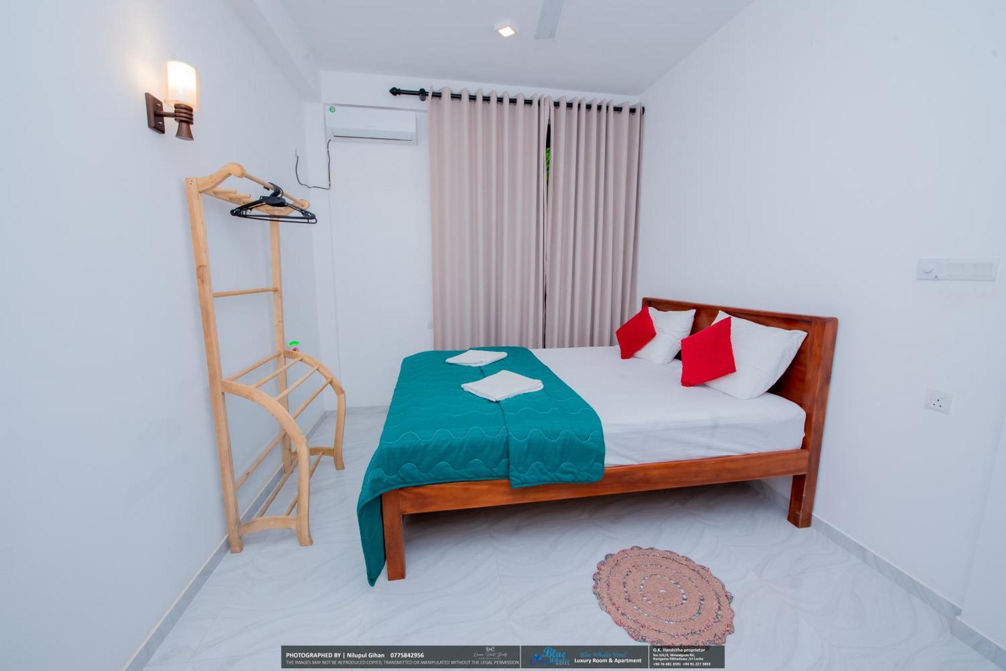 Blue Whales Hotel 希克杜沃 外观 照片