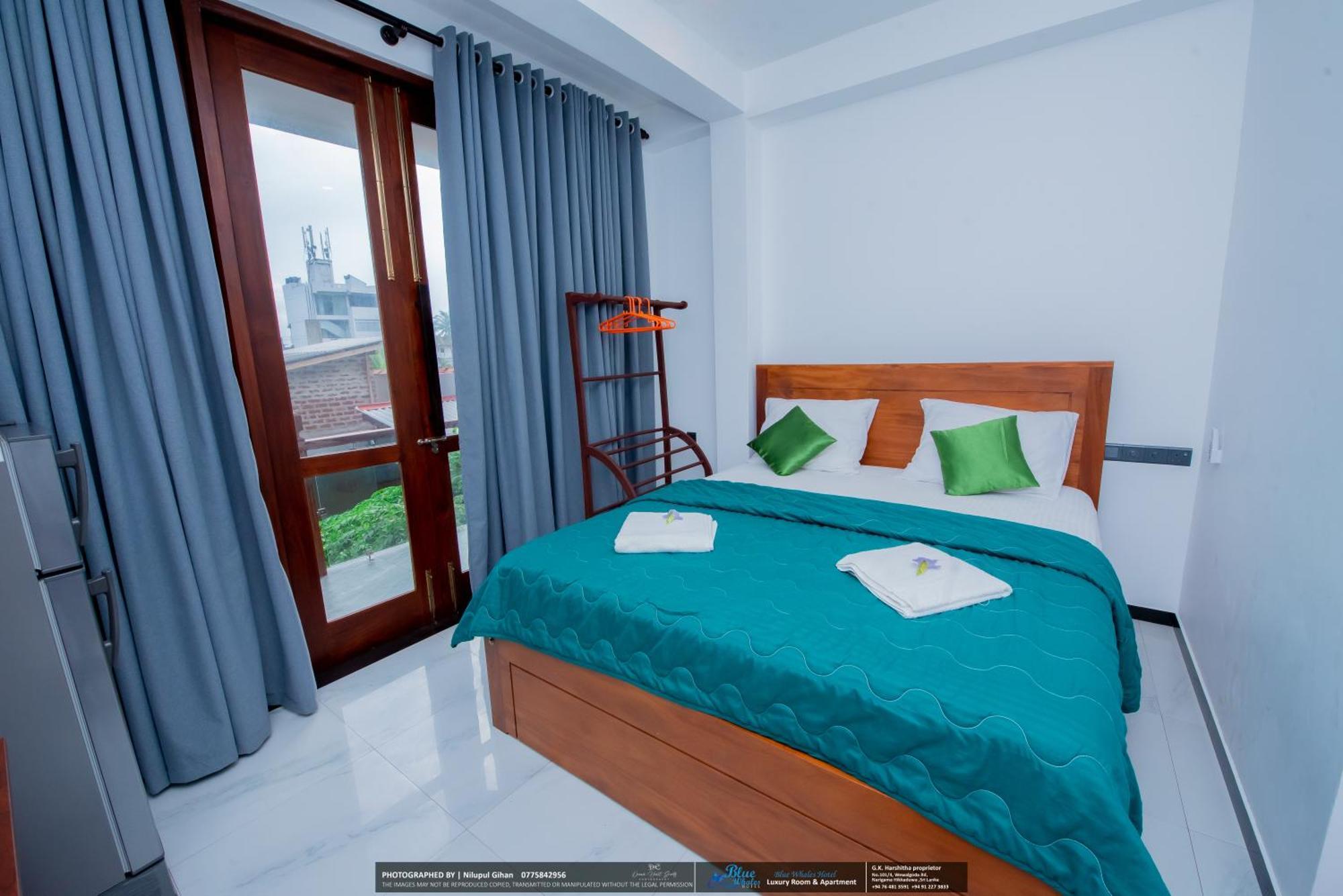 Blue Whales Hotel 希克杜沃 外观 照片